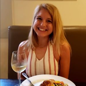 Meet your Posher, Natalie